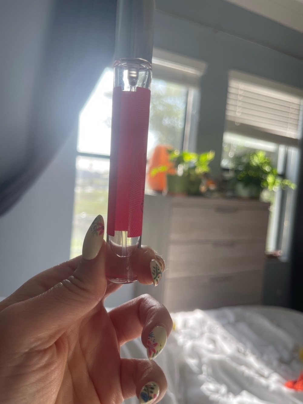 Atelier Cologne Pacific Lime Cologne Absolue — Pink - Picture 2 of 5